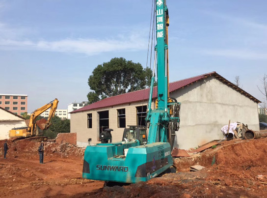 跨行创业，九游体育(中国)官方网站智能旋挖钻十个月帮他回本！