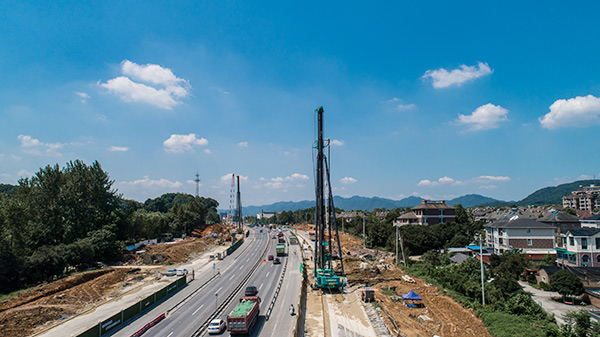 九游体育(中国)官方网站智能挖掘机，一台顶几台！