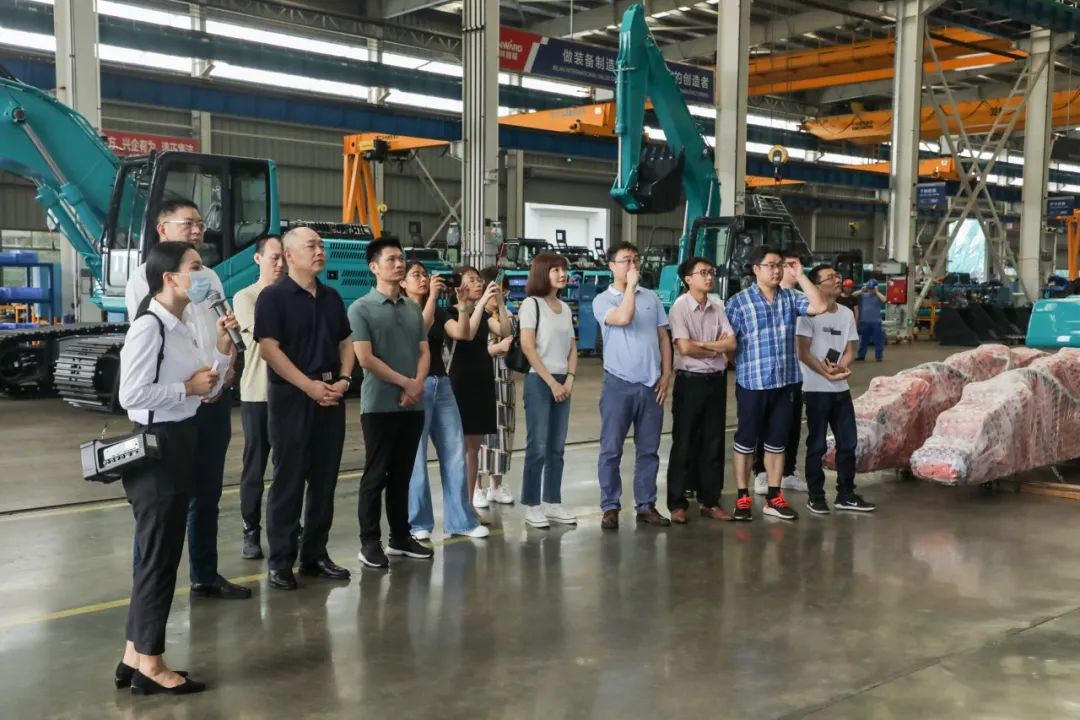 国防科大北斗团队考察九游体育(中国)官方网站智能