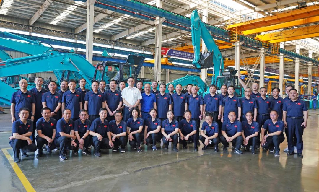 湖南省委党校厅干班赴九游体育(中国)官方网站智能开展现场教学活动