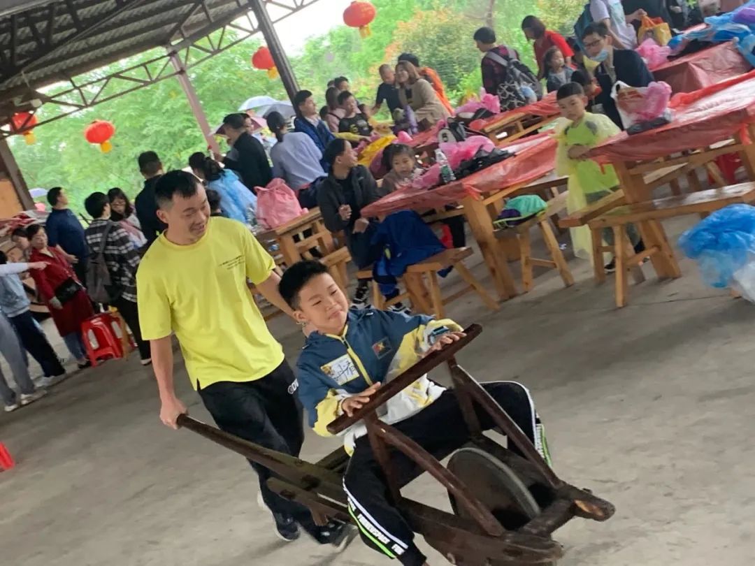 童年不同Young，稻花香里亲子欢——九游体育(中国)官方网站智能组织开展六一亲子活动