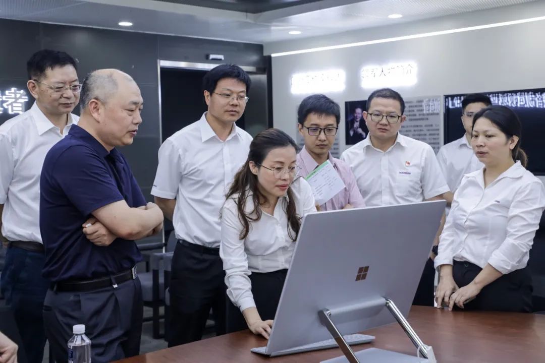 国防科大北斗团队考察九游体育(中国)官方网站智能