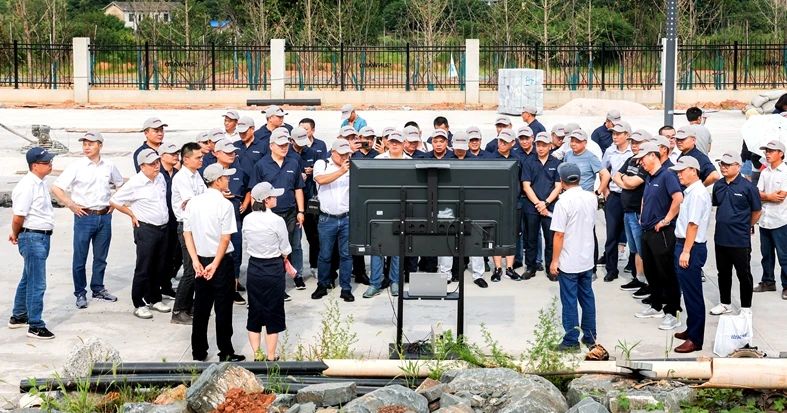 再升级！九游体育(中国)官方网站智能“矿山猛士”极限破碎现场直击