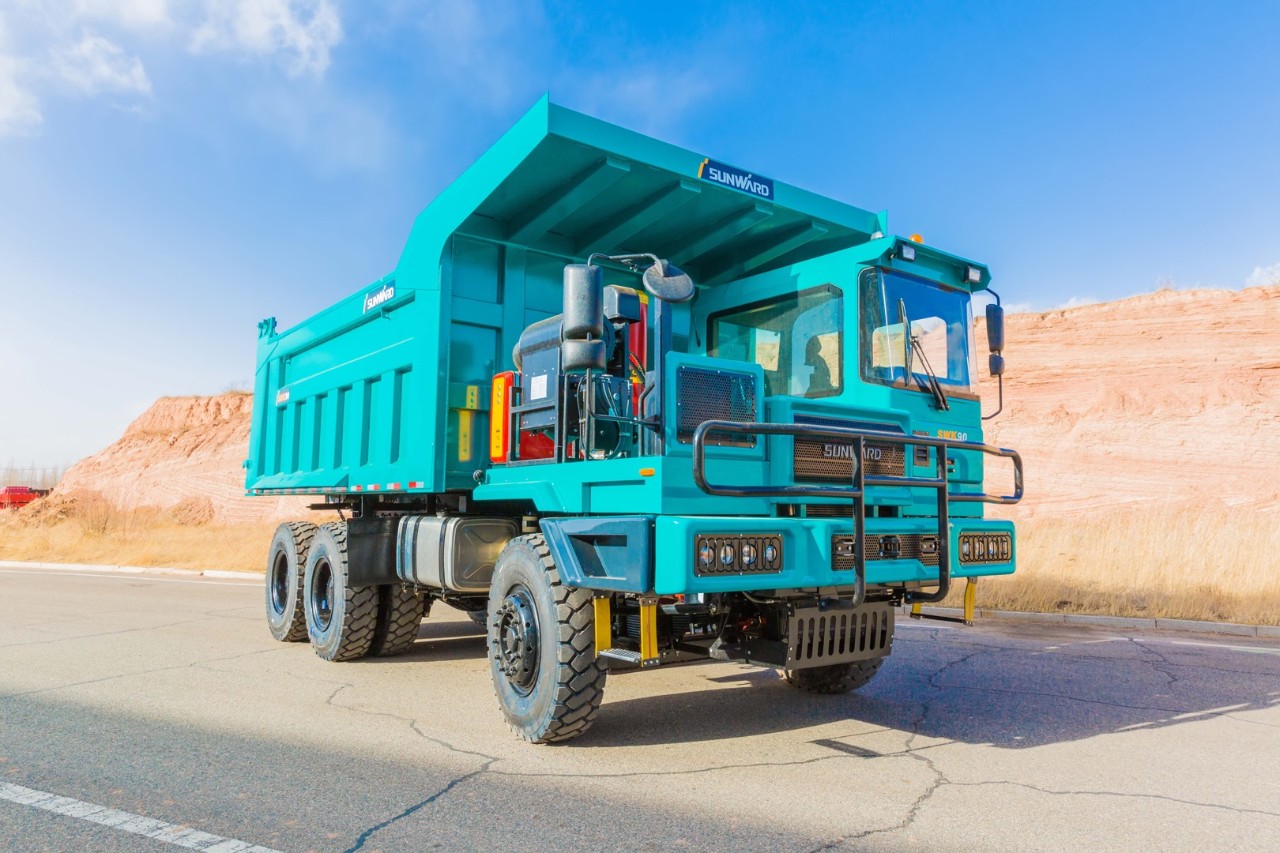 批量出口印度尼西亚！九游体育(中国)官方网站智能智能矿卡征战矿山前线