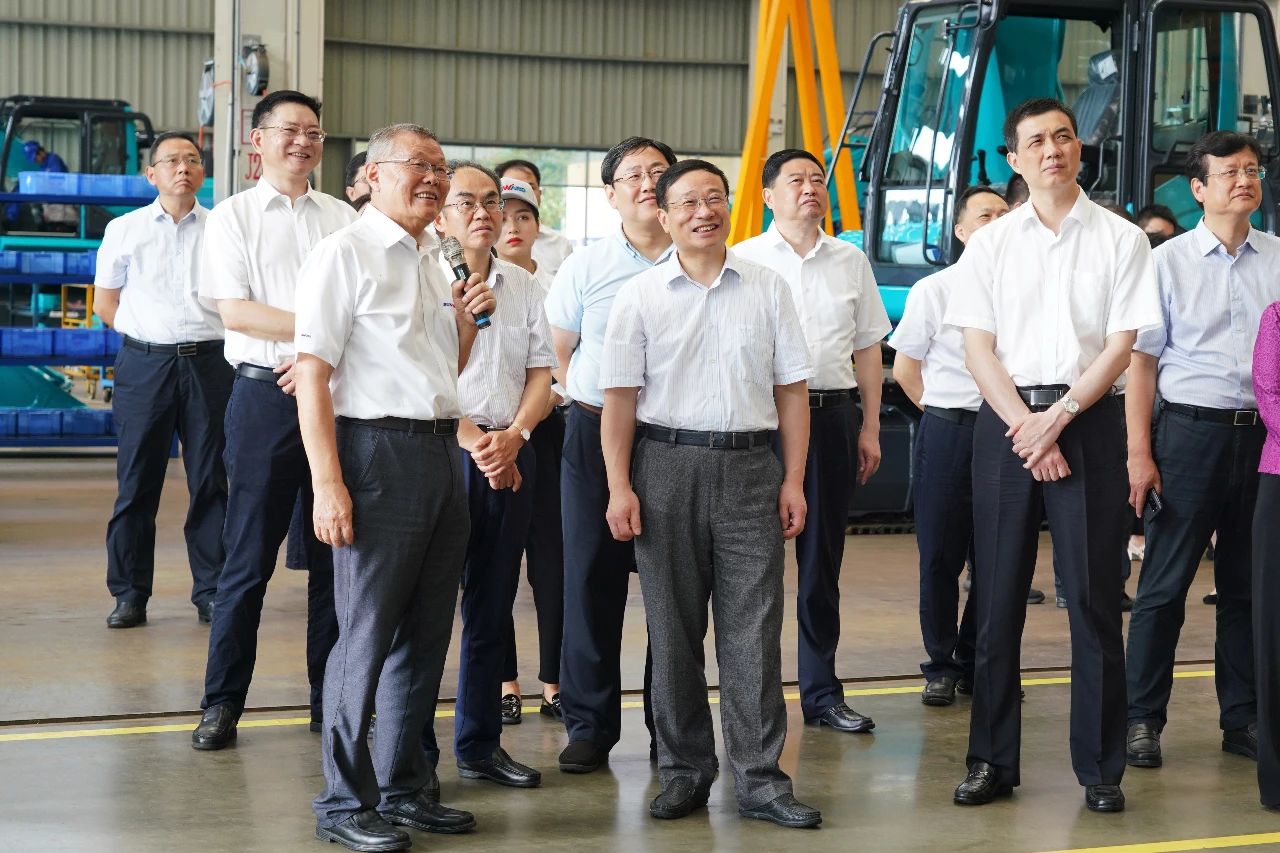 国家统计局总经济师毛盛勇率团调研考察九游体育(中国)官方网站智能