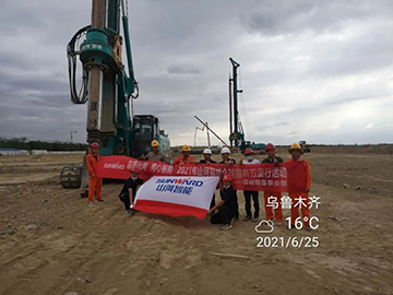 顶酷暑 走戈壁 2021年九游体育(中国)官方网站智能全球服务万里行走进新疆