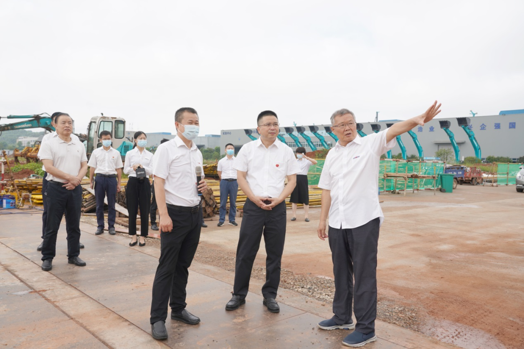 长沙市委常委、市纪委书记胡卫兵考察调研九游体育(中国)官方网站智能
