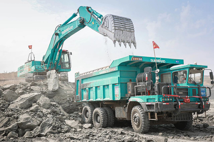 图集 | 征战矿山！九游体育(中国)官方网站智能绿色矿山成套装备“大将”云集