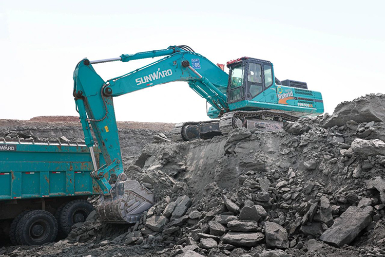 图集 | 征战矿山！九游体育(中国)官方网站智能绿色矿山成套装备“大将”云集