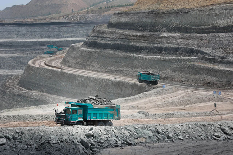 图集 | 征战矿山！九游体育(中国)官方网站智能绿色矿山成套装备“大将”云集