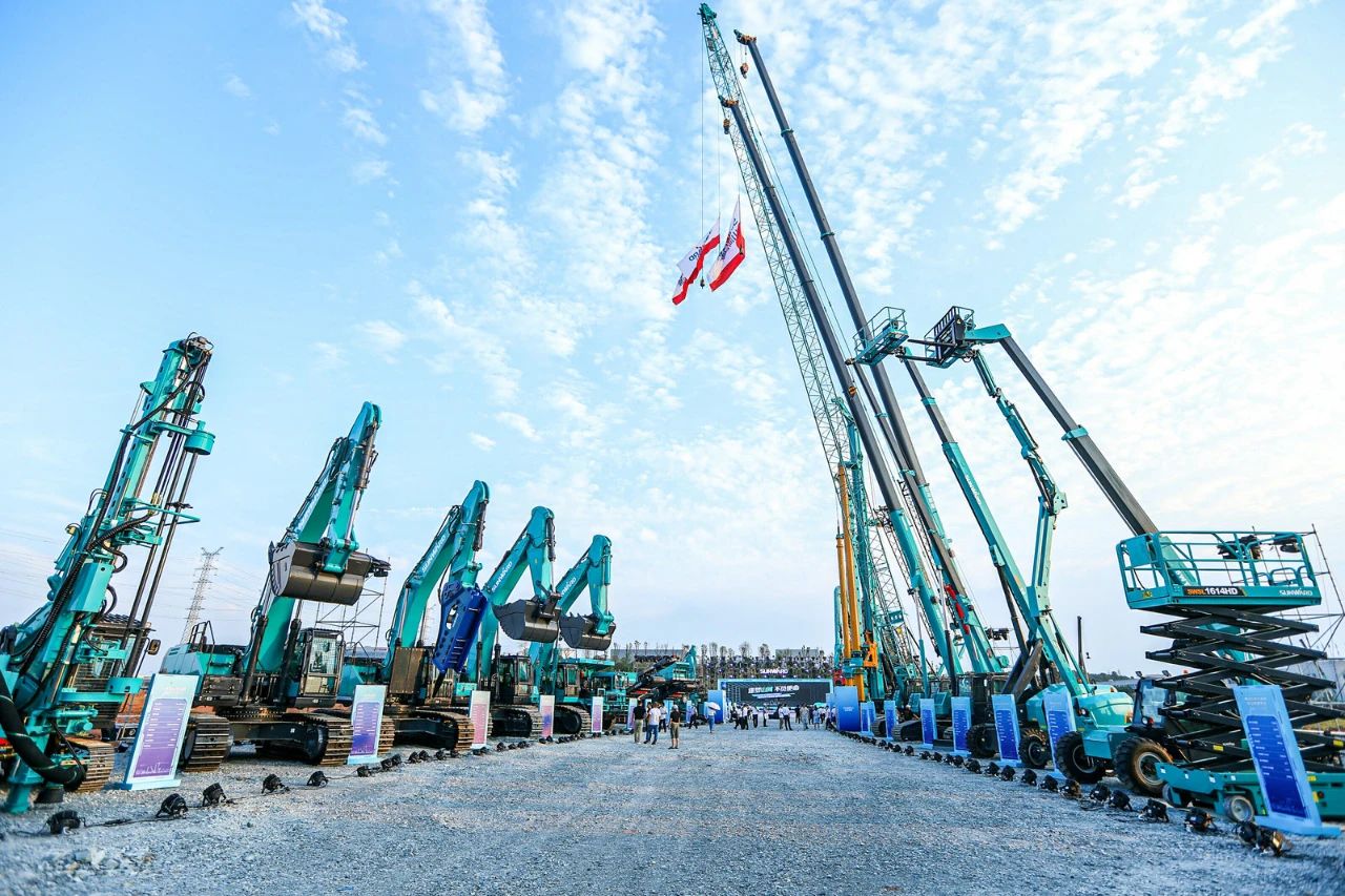 四大成套装备联袂登场！九游体育(中国)官方网站智能创新成果展示会交出“亮眼答卷”