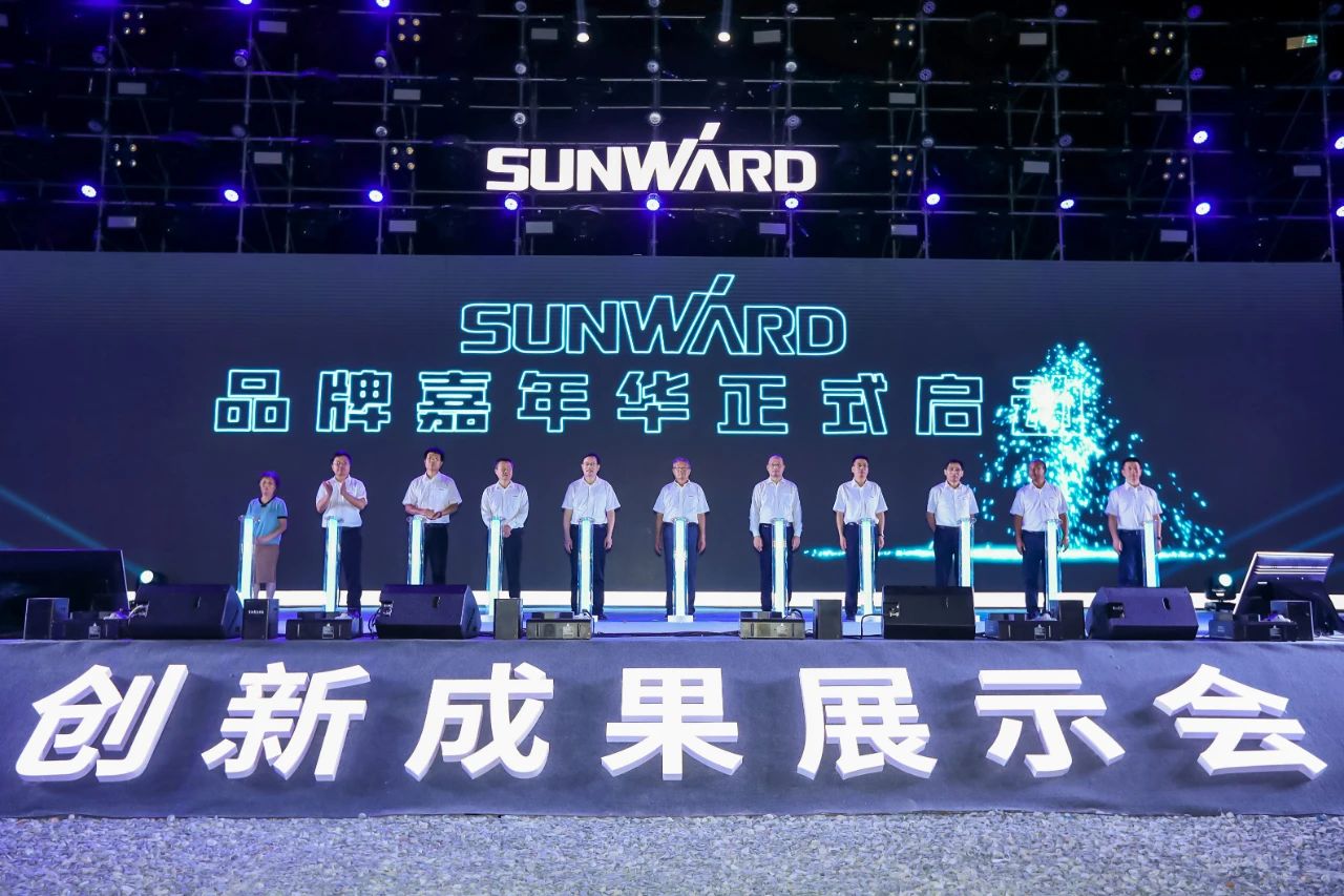 逛展超热闹！九游体育(中国)官方网站智能成果展示会高能名场面来袭