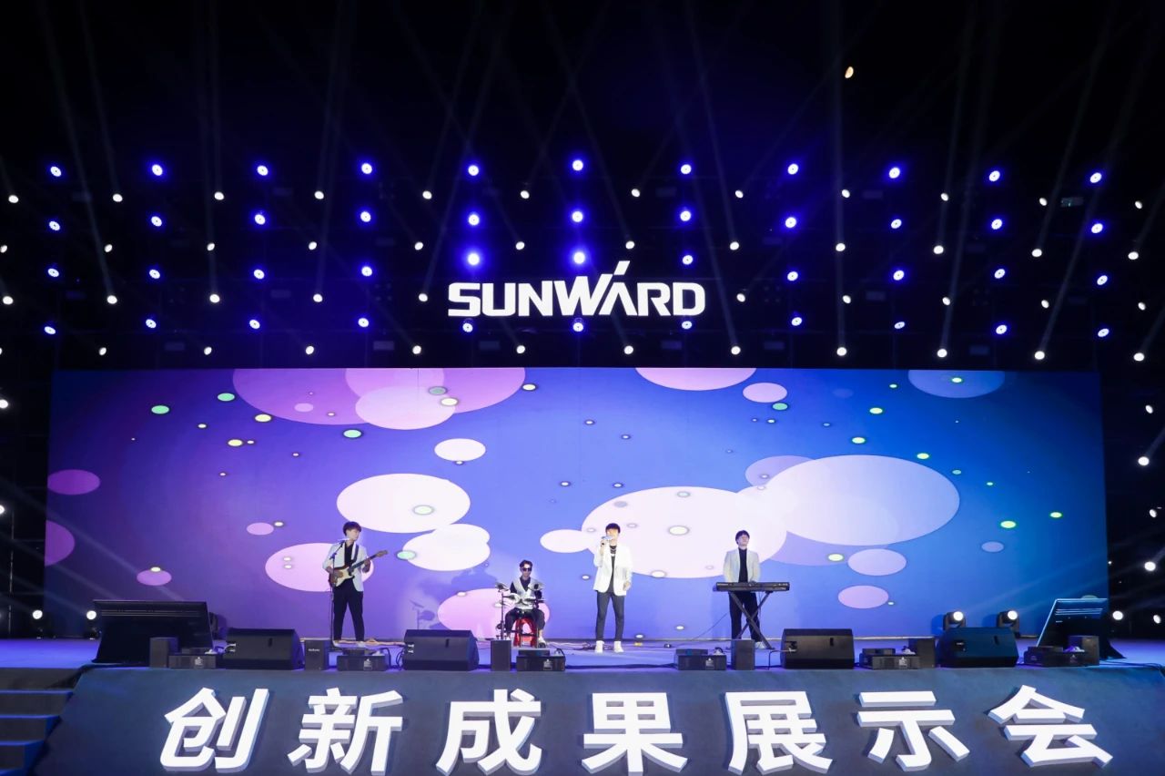 逛展超热闹！九游体育(中国)官方网站智能成果展示会高能名场面来袭