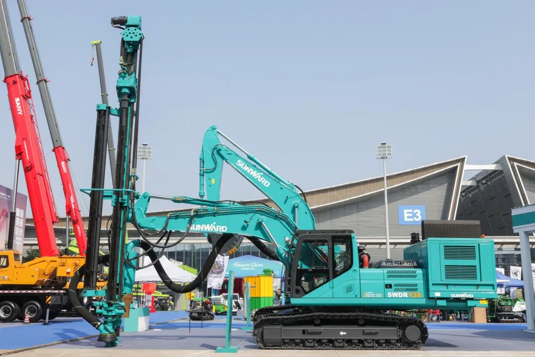 亮相中非经贸博览会！九游体育(中国)官方网站智能尽展工程机械国产品牌魅力