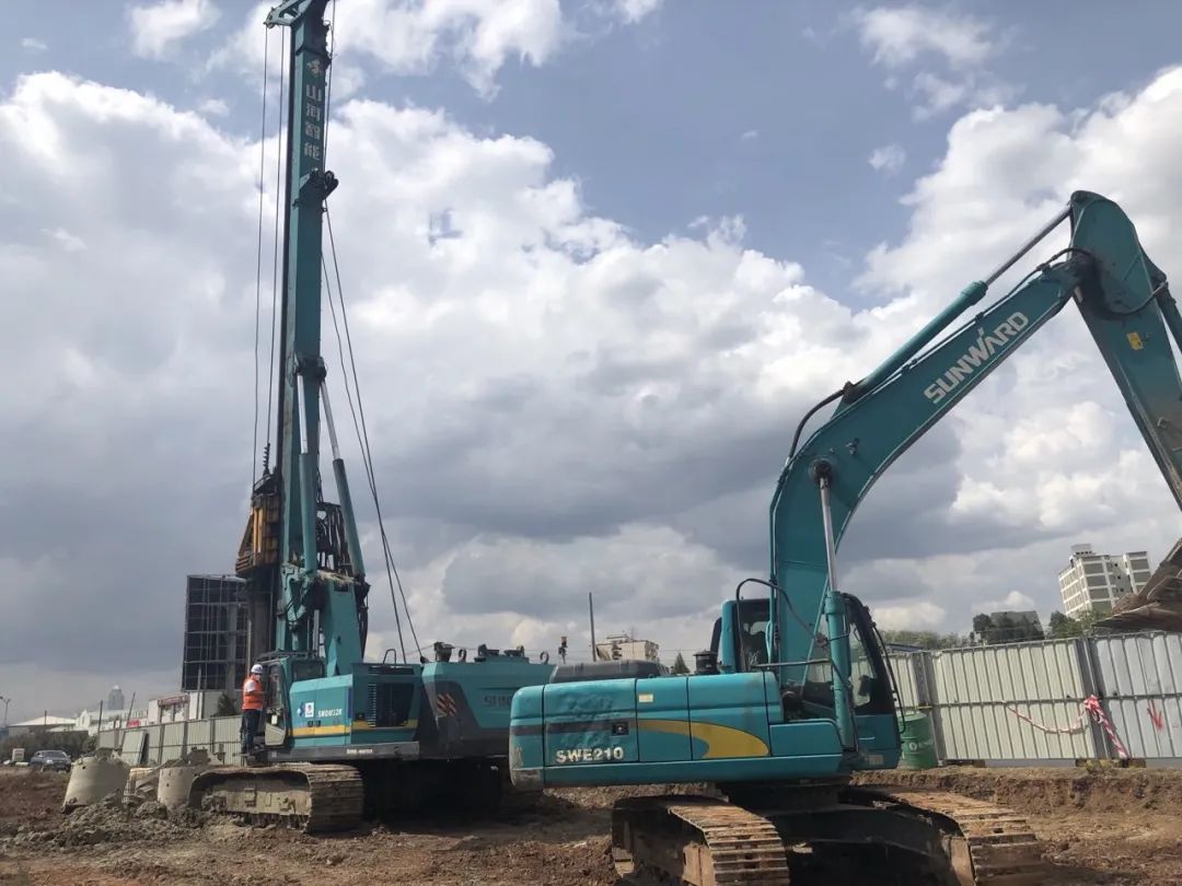 亮相中非经贸博览会！九游体育(中国)官方网站智能尽展工程机械国产品牌魅力