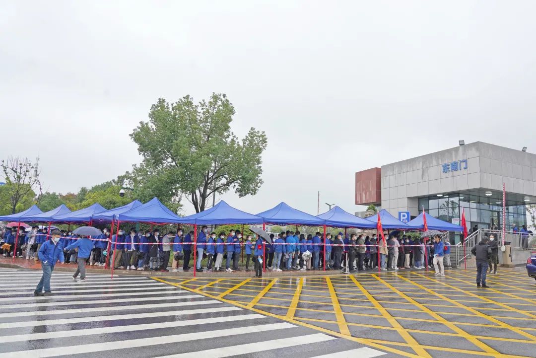 采样完成率近100%！九游体育(中国)官方网站智能第一时间开展全员核酸检测，保障安全生产