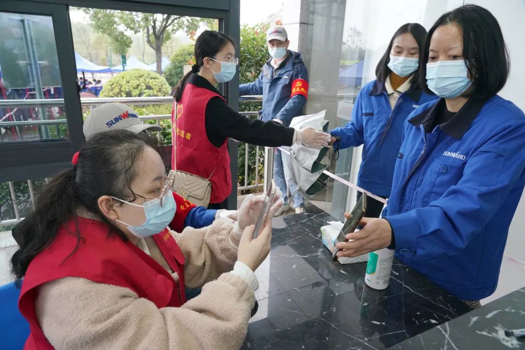 采样完成率近100%！九游体育(中国)官方网站智能第一时间开展全员核酸检测，保障安全生产