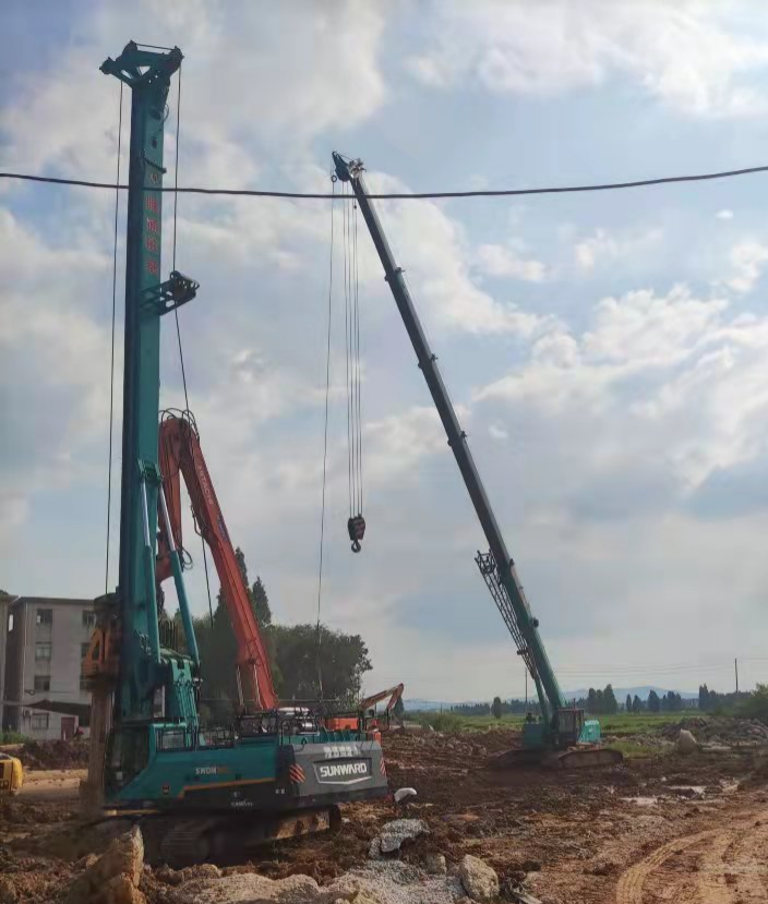 创富故事 | 十年桩基所向披靡！他打造了一支九游体育(中国)官方网站智能“施工天团”