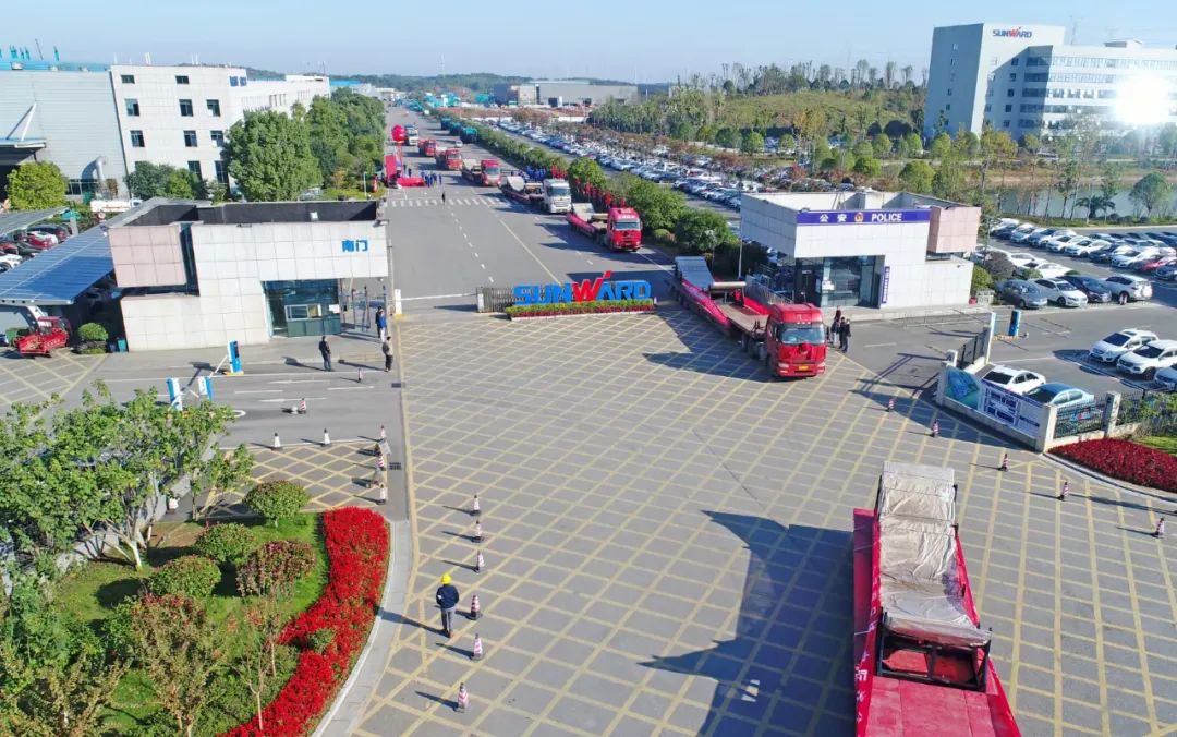 进军新能源设备市场！中际九游体育(中国)官方网站“格林美青美帮印尼项目”非标槽罐批量发货