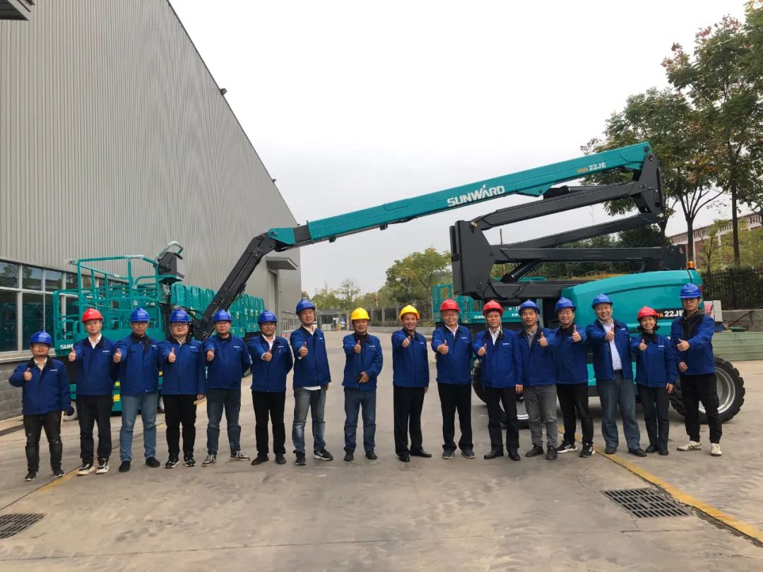 同级别作业高度最高！九游体育(中国)官方网站智能首款自主研发电动臂式高空作业平台下线