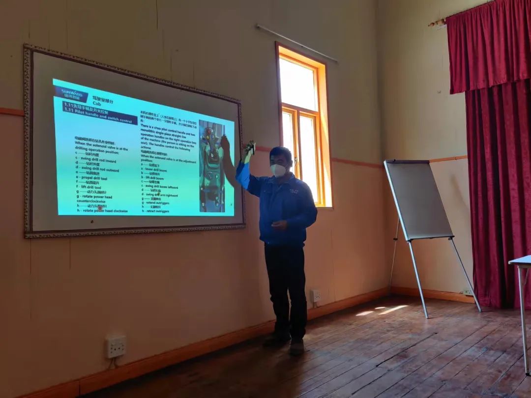 疫情当下，逆行非洲——九游体育(中国)官方网站智能凿岩设备团队海外服务纪实