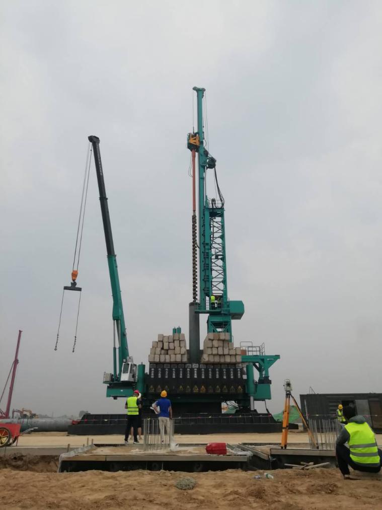 创下纪录！九游体育(中国)官方网站智能引孔式静力压桩机首次应用于高铁项目