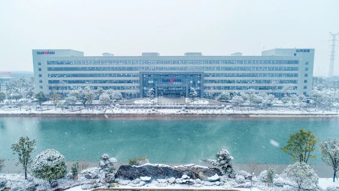 瑞雪兆丰年，邀您共赏雪中九游体育(中国)官方网站！