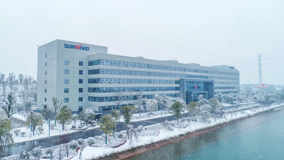 瑞雪兆丰年，邀您共赏雪中九游体育(中国)官方网站！