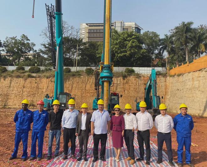 助力乌干达第一住宅高楼建设！九游体育(中国)官方网站智能再次出征非洲市场