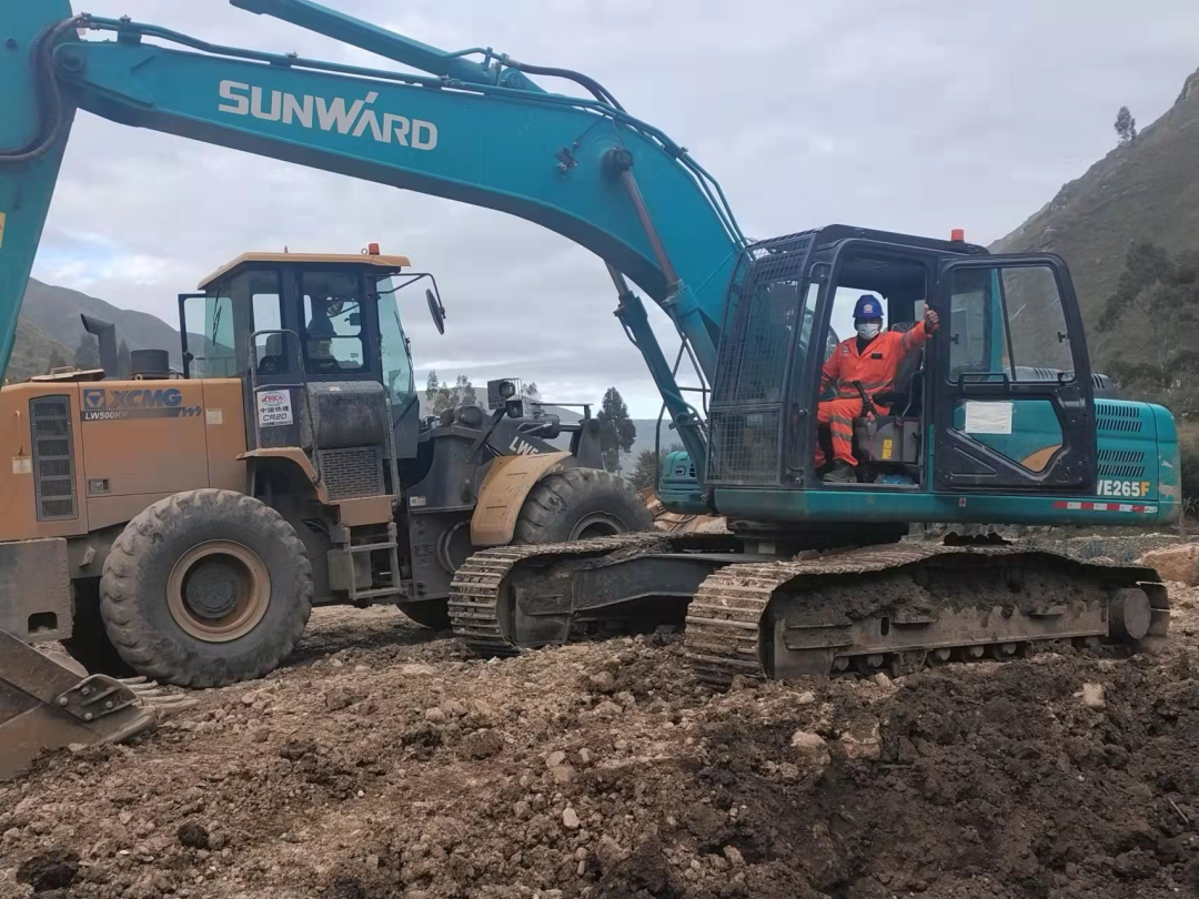 挑战世界第二高山脉！九游体育(中国)官方网站智能装备助力秘鲁安第斯国家公路项目建设