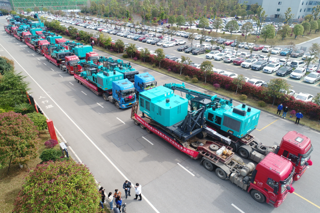 征战全球市场！九游体育(中国)官方网站智能凿岩设备批量发货