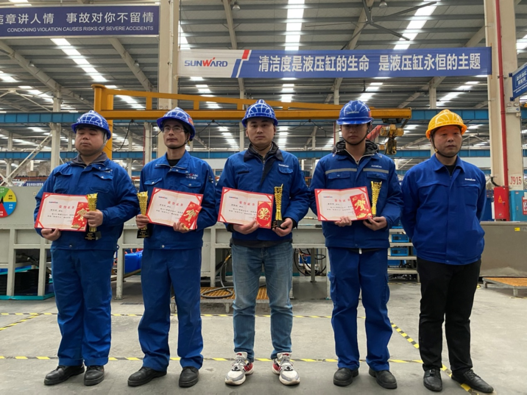 九游体育(中国)官方网站工匠 | “浪波”不言苦，甘为“人梯”承大重