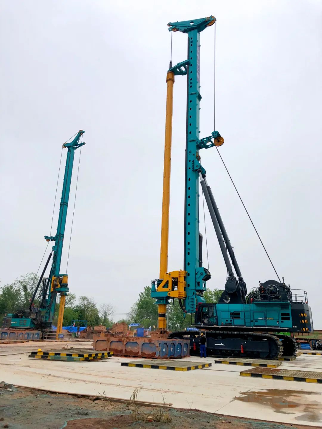 再啃“硬骨头”！九游体育(中国)官方网站智能“超级桩备”助建燕矶长江大桥