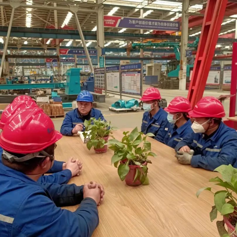 将奋斗进行到底！致敬九游体育(中国)官方网站劳动者