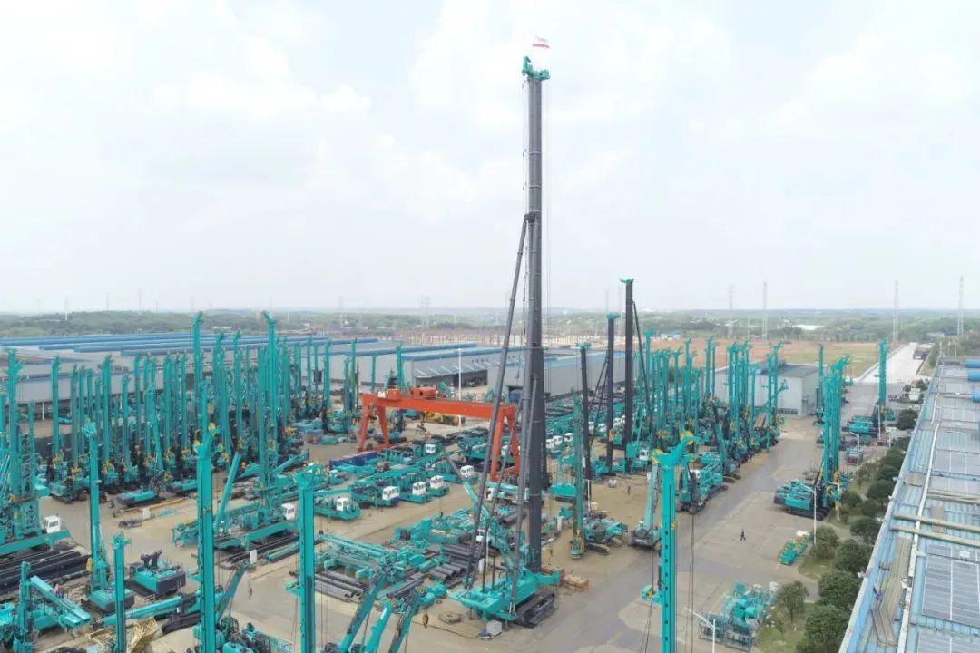 再获首单！九游体育(中国)官方网站智能成为湖南自贸试验区首单“融资租赁+工程机械设备出口”试点业务落地单位