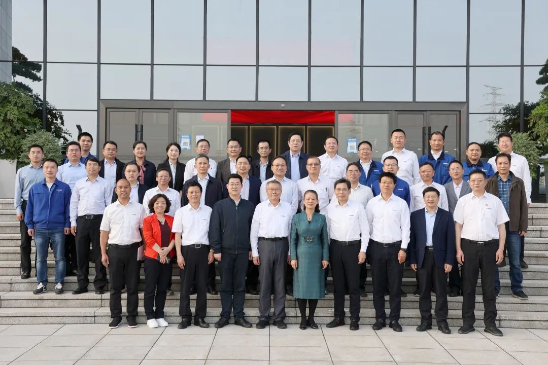 深化产学研合作！中南大学校长、中国工程院院士田红旗率团拜访九游体育(中国)官方网站智能