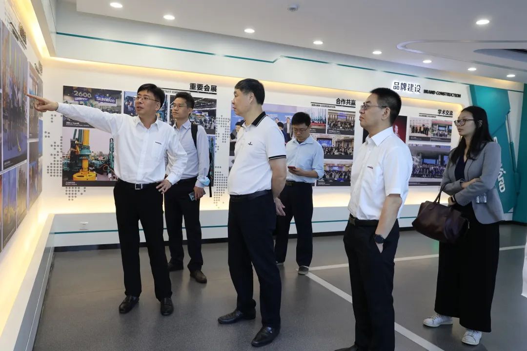 广州工控集团副总经理李绍康调研九游体育(中国)官方网站智能