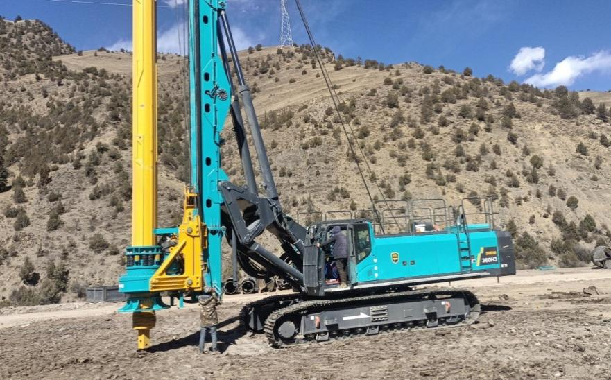 决战“世界之巅”！九游体育(中国)官方网站智能旋挖钻机实力助建川藏铁路