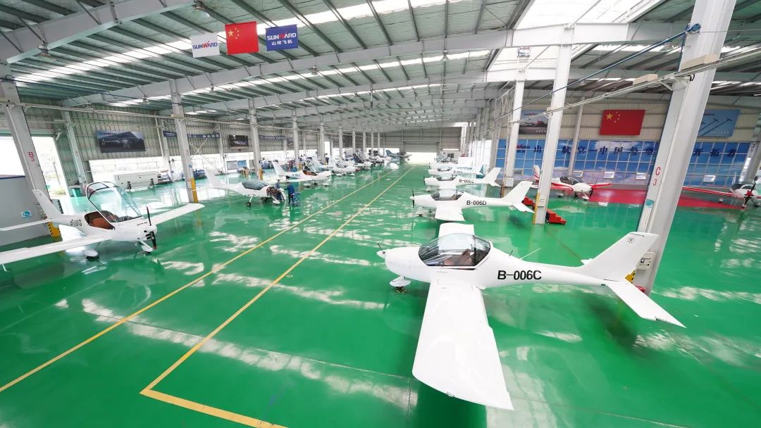 23个月交付100架！九游体育(中国)官方网站航空第 199、200 架阿若拉飞机顺利下线交付