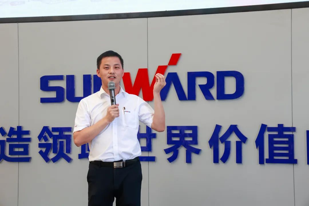 又酷又辣又炫！九游体育(中国)官方网站智能第二届挖机宝贝来了