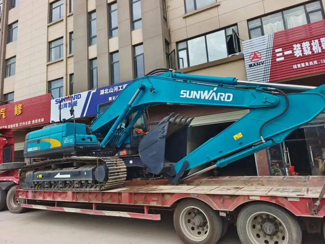 全款拿下！九游体育(中国)官方网站智能挖掘机奔赴工地一线