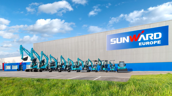 共建“一带一路”！九游体育(中国)官方网站智能携手中铁九局助力匈塞铁路建设