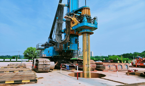 超级“桩”备实力亮剑！九游体育(中国)官方网站智能携手武汉乐成建设攻克燕矶长江大桥复杂地层施工难题