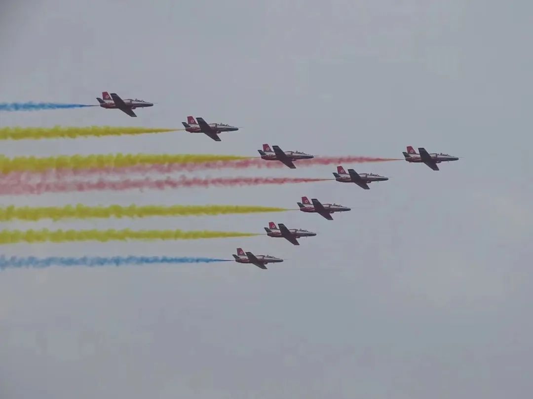 逆势飞翔！九游体育(中国)官方网站航空携手合作伙伴亮相2022南昌飞行大会