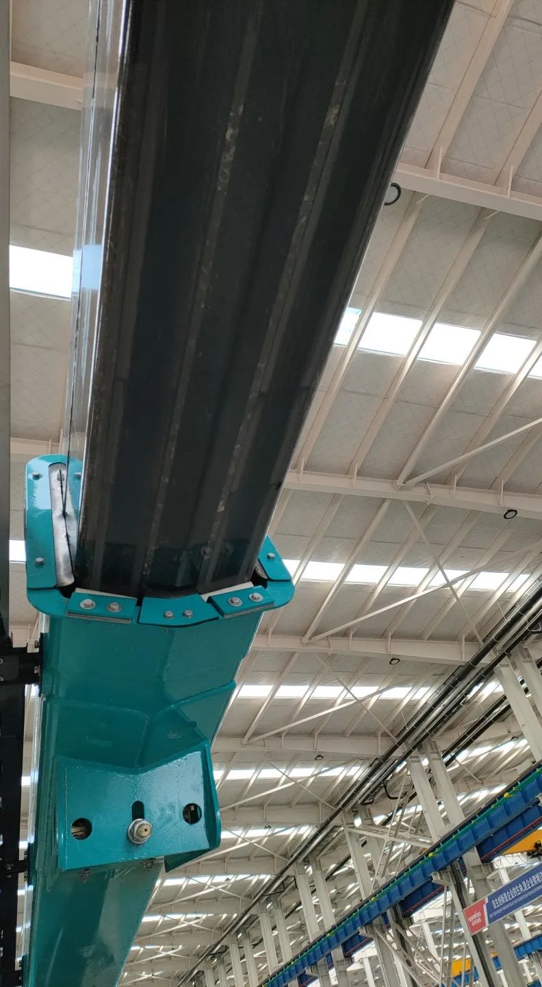 无需扩桥！九游体育(中国)官方网站智能国四款32米直臂式高空作业平台成功下线