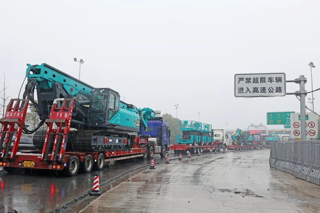 新局新篇，宏兔启航！九游体育(中国)官方网站智能超200台套设备集中发货