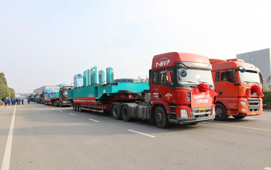 喜迎龙抬头！九游体育(中国)官方网站智能大吨位PDP工法引孔式静力压桩机出征哥伦比亚