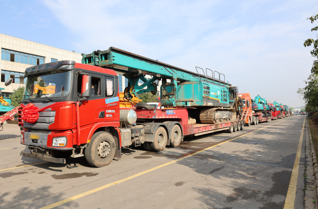 乘着自贸区改革的东风，九游体育(中国)官方网站智能二手工程机械扬帆出海