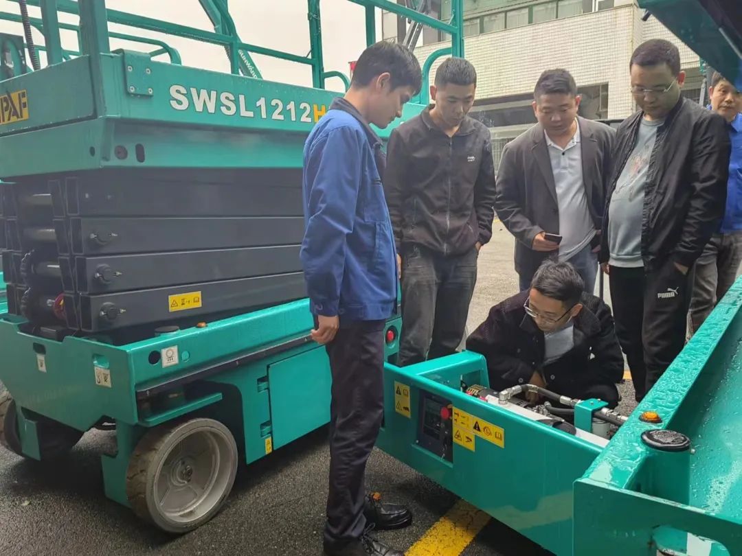 创新引领，高峰相见！九游体育(中国)官方网站智能高空机械产品推介会走进粤港澳大湾区