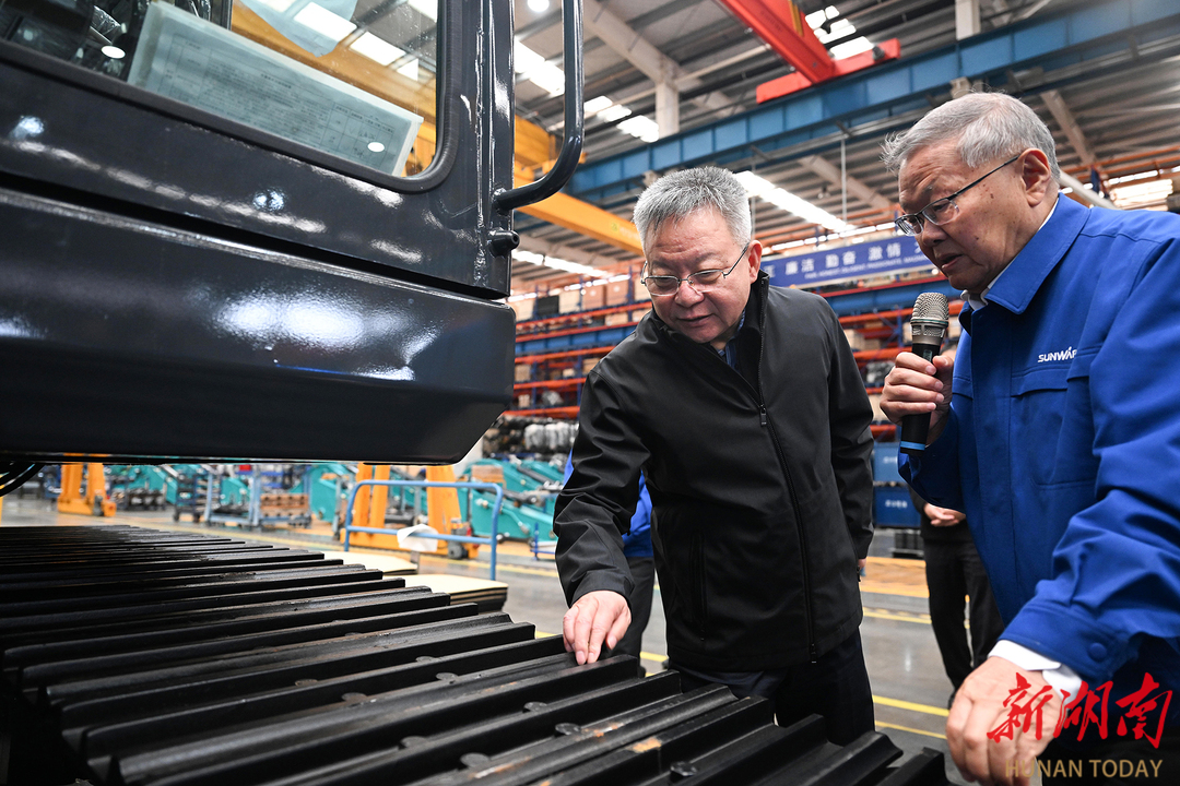 沈晓明调研九游体育(中国)官方网站智能